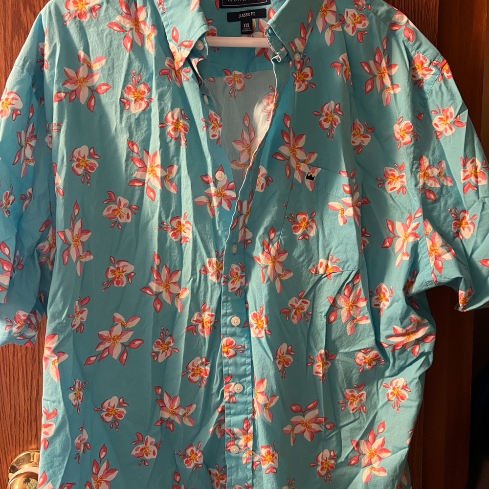 Crown & Ivy Blue and Pink Casual Button Down Shirt